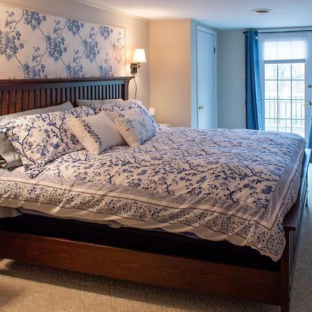 Hudson Manor Bed & Breakfast Watkins Glen Bagian luar foto