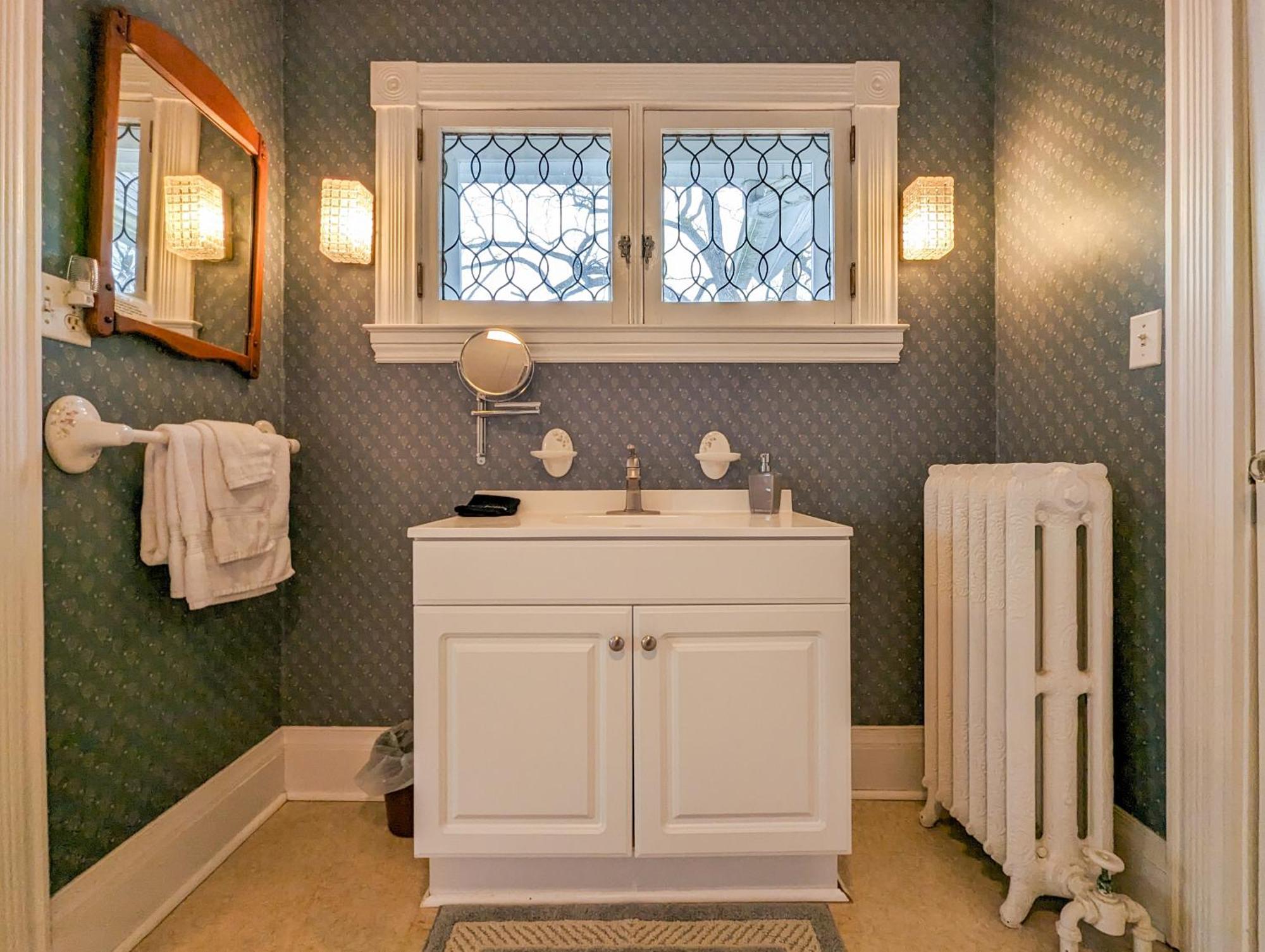 Hudson Manor Bed & Breakfast Watkins Glen Bagian luar foto