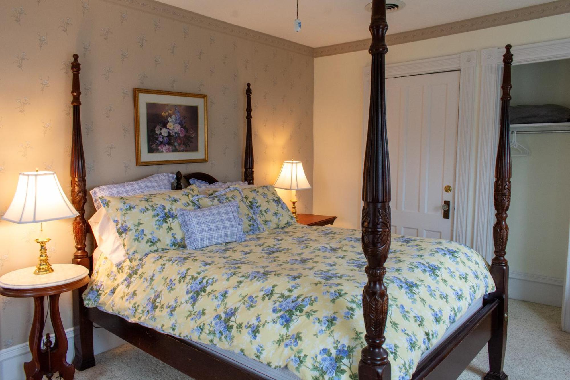 Hudson Manor Bed & Breakfast Watkins Glen Bagian luar foto