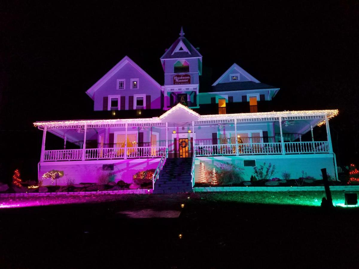 Hudson Manor Bed & Breakfast Watkins Glen Bagian luar foto