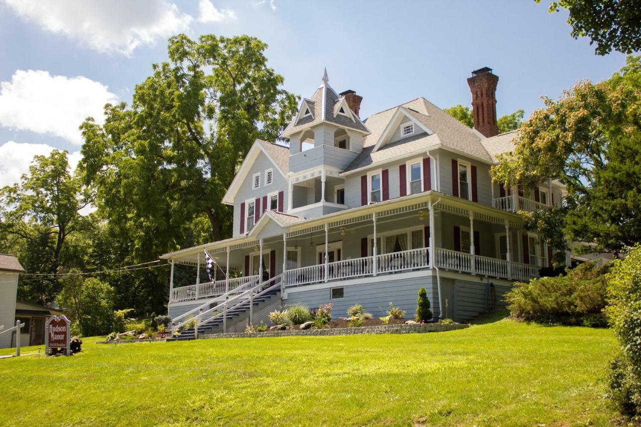 Hudson Manor Bed & Breakfast Watkins Glen Bagian luar foto